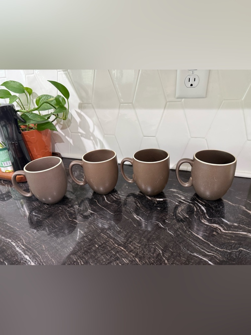 Vera Wang Brown and Cream Ceramic Coffee Mug Set of 4